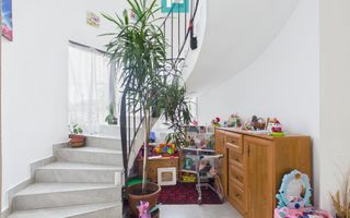 Casă 225 mp cu teren 1.482 mp în Leș - Poză 23