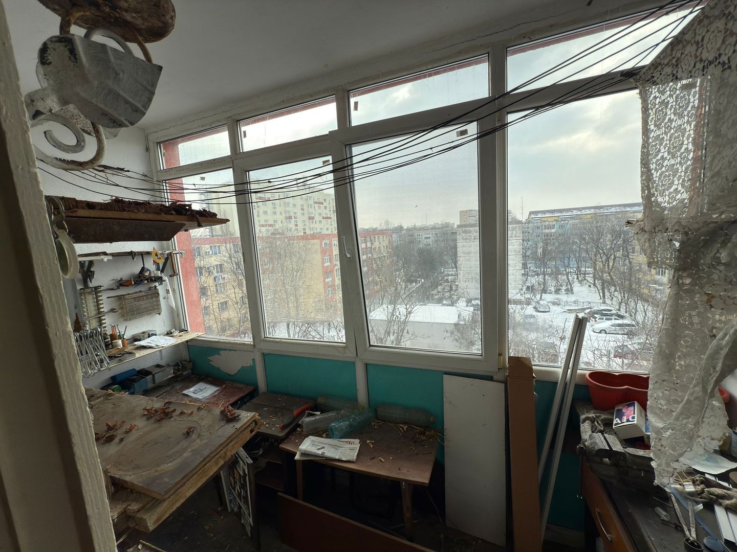 Apartament incapator, patru camere, Resita-Berceni, 120.000€ negociabil - Poză 3