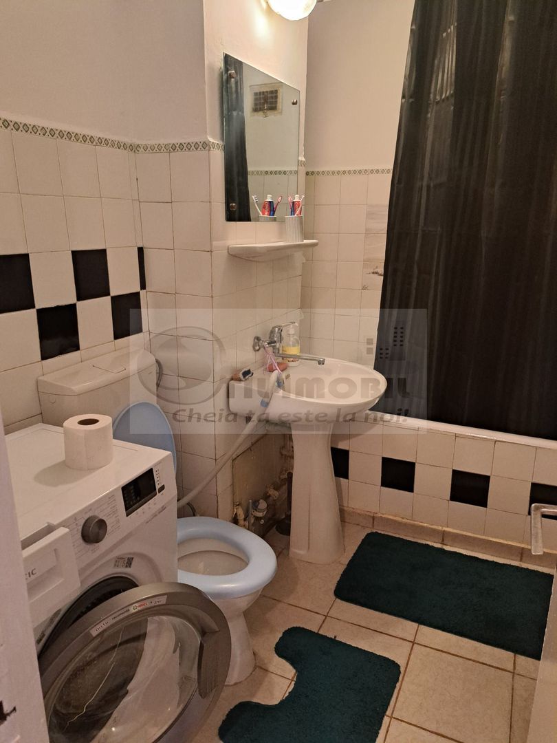 Apartament 3 Camere UMF - 450 euro - Poză 11