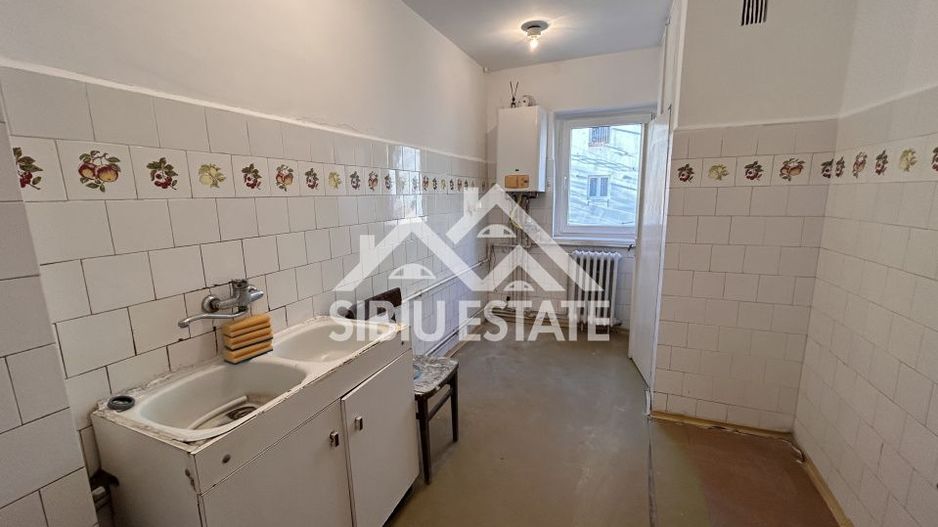Apartament 4 camere etaj 1, Sibiu - Vasile Aaron Comision 0% - Poză 7