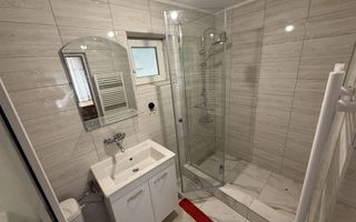 Casa cu o cameră, mobilată și utilată, de închiriat în Valea Adâncă - Poză 3