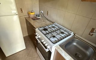 Garsoniera.  Etaj 1.  Calea Vacaresti. La 6 min de metrou Timpuri Noi. - Poză 3