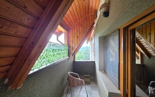 Casă Vilă cu 9 camere și piscină încălzită în localitatea Cornu - Poză 13