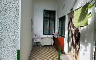 Apartament 3 camere in casa, central, terasa, garaj, gradina, Campina - Poză 9