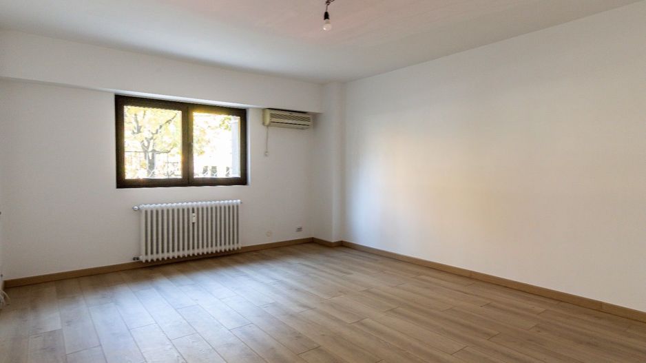 Închiriere apartament 3 camere, 85mp | 1 minut de metrou - Poză 5