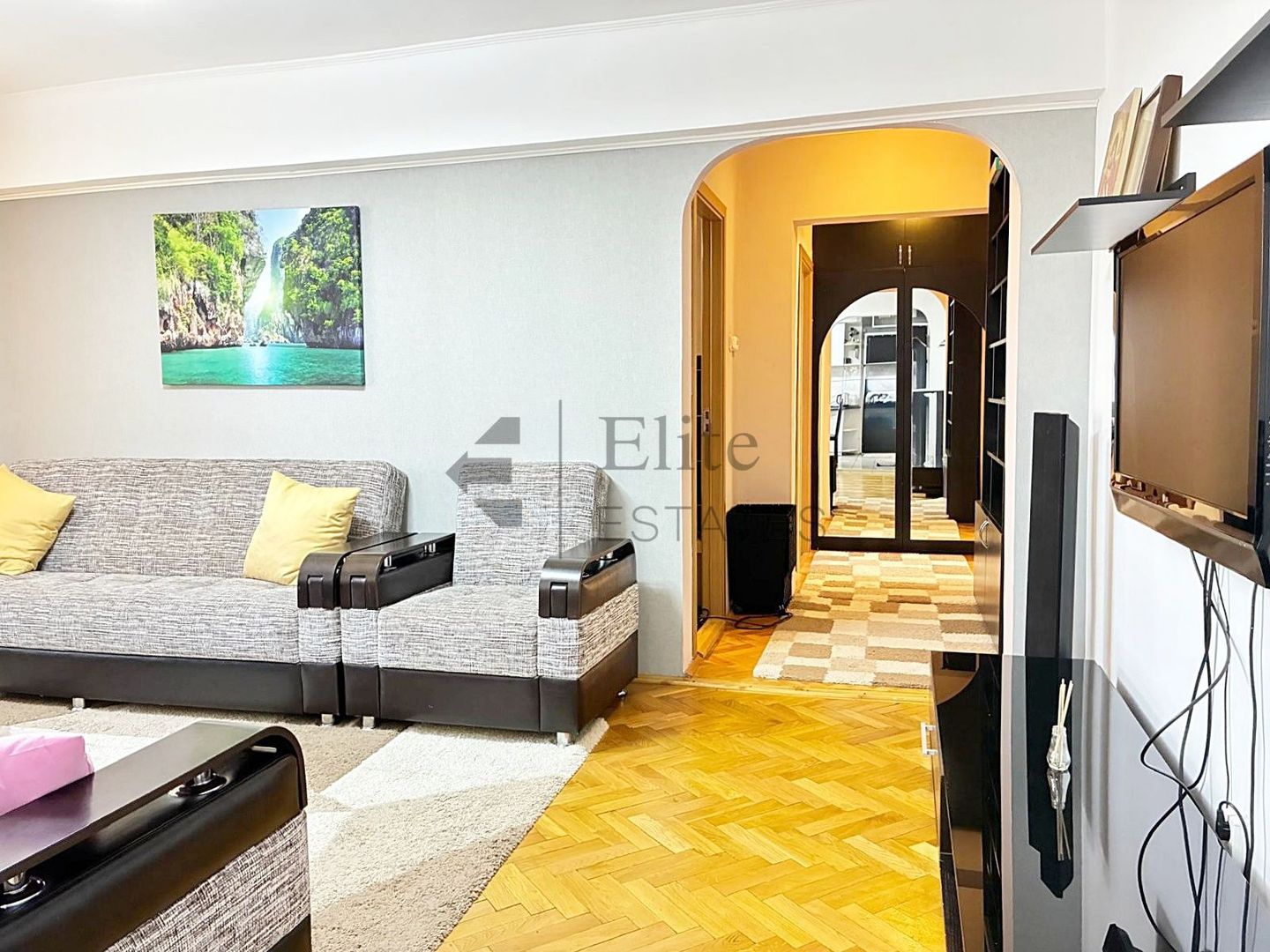 Apartament cu 3 camere de inchirat central in Oradea - Poză 3