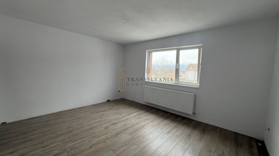 Apartament 3 camere, zona Turnisor - Poză 2