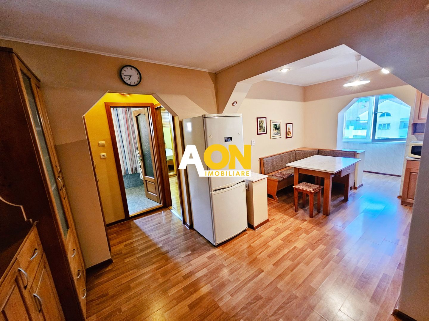 Apartament 2 camere, 50 mp utili, decomandat, Ampoi 3 - Poză 1