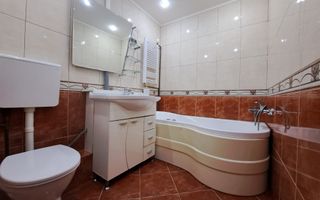 Zona centrala, 3 camere, centrala proprie, ideal pentru studenti - Poză 4
