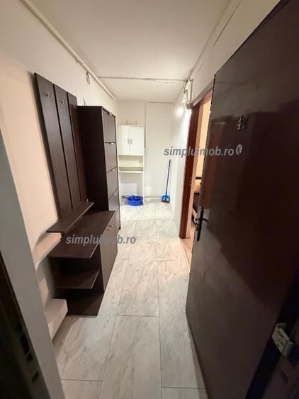 Apartament 2 camere format din 2 garsoniere alipite 1 Decembrie - Poză 2
