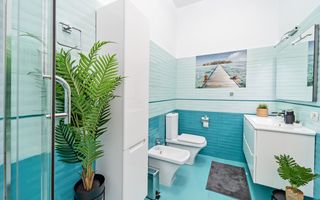 Apartament renovat in cladire istorica - Poză 16