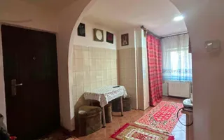 Apartament cu 4 camere, 80 mp, decomandat, strada Clujului - Poză 11