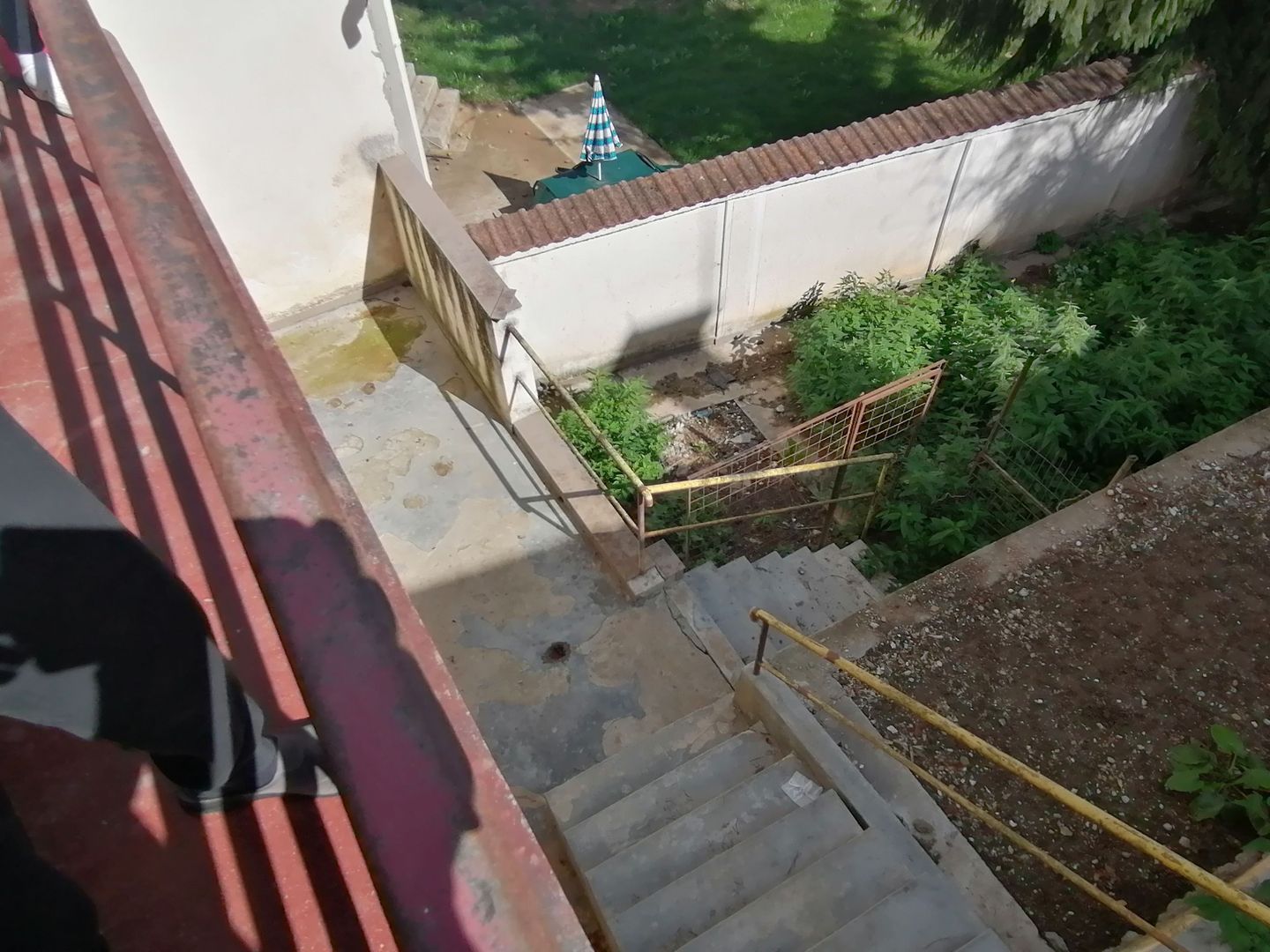 Casa in zona Sirul Livezii - Roata Norocului - Poză 12