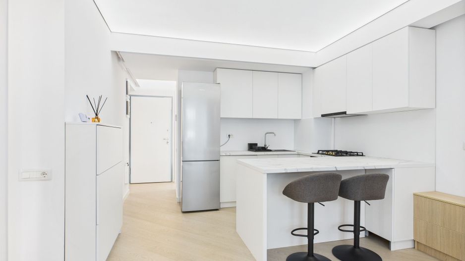 Vand Apartament 2 camere Cortina North - mobilat si utilat - Poză 9