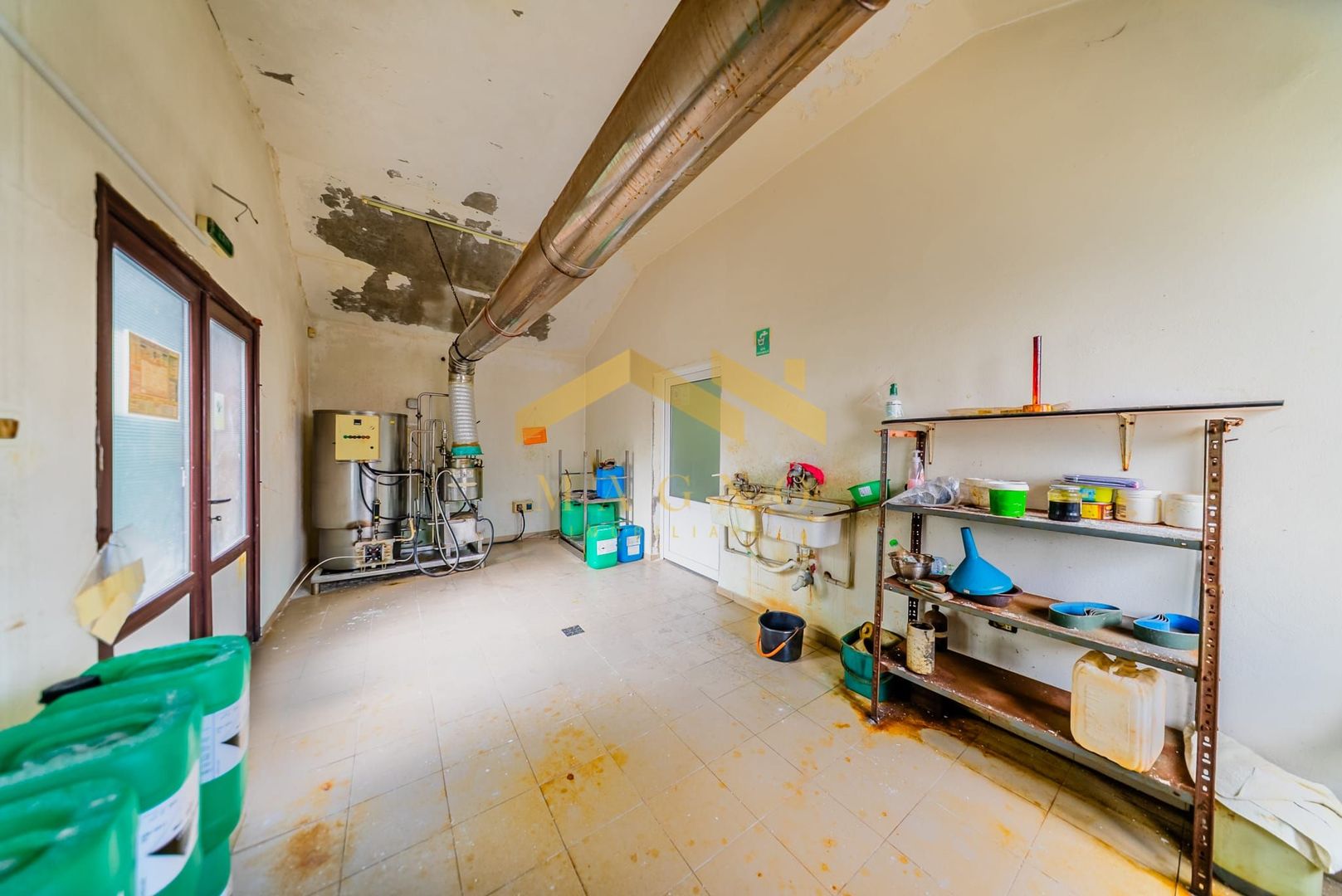 Bloc cu 12 Apartamente si Hala Industriala-Oferta Speciala/Sannicolau - Poză 5