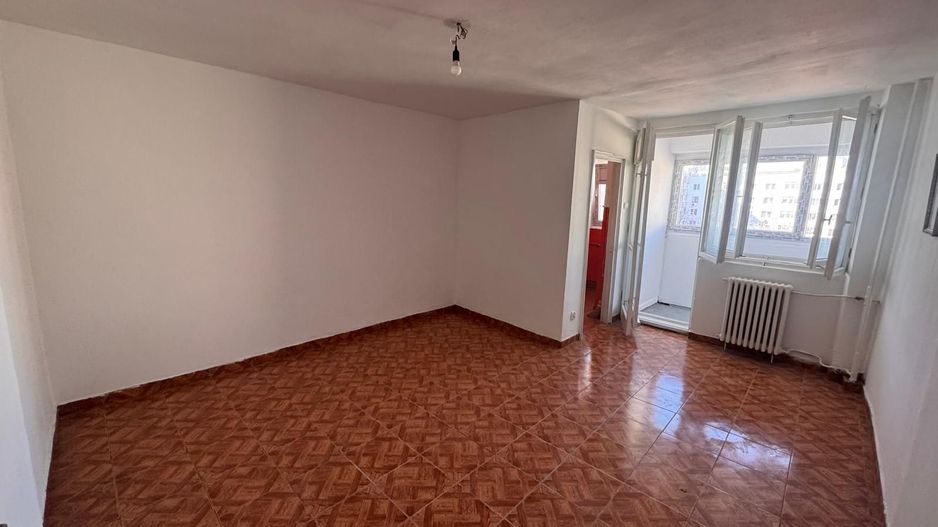 Garsonieră – Zona Ghencea / Drumul Taberei | Strada Vlădeasa | Bloc reabilitat - Poză 1