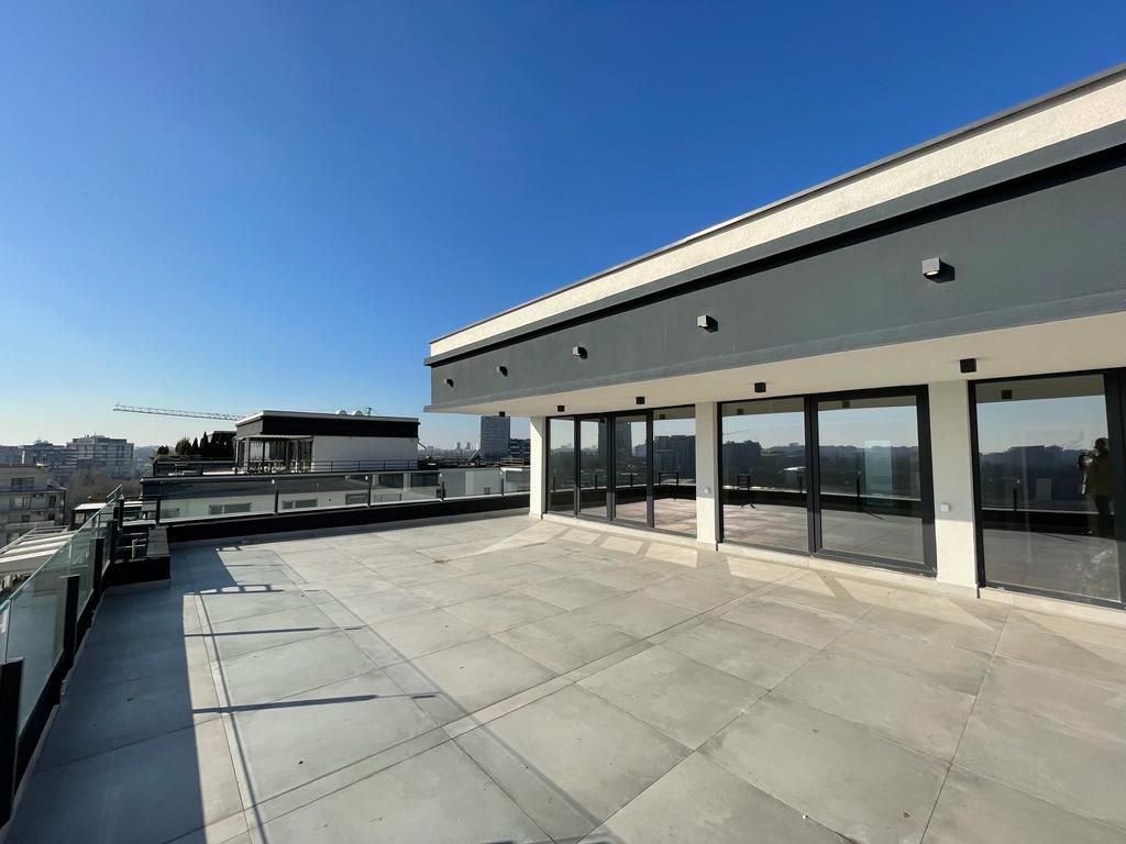 Penthouse în Lacul Tei cu vedere panoramica spre lac - Poză 12