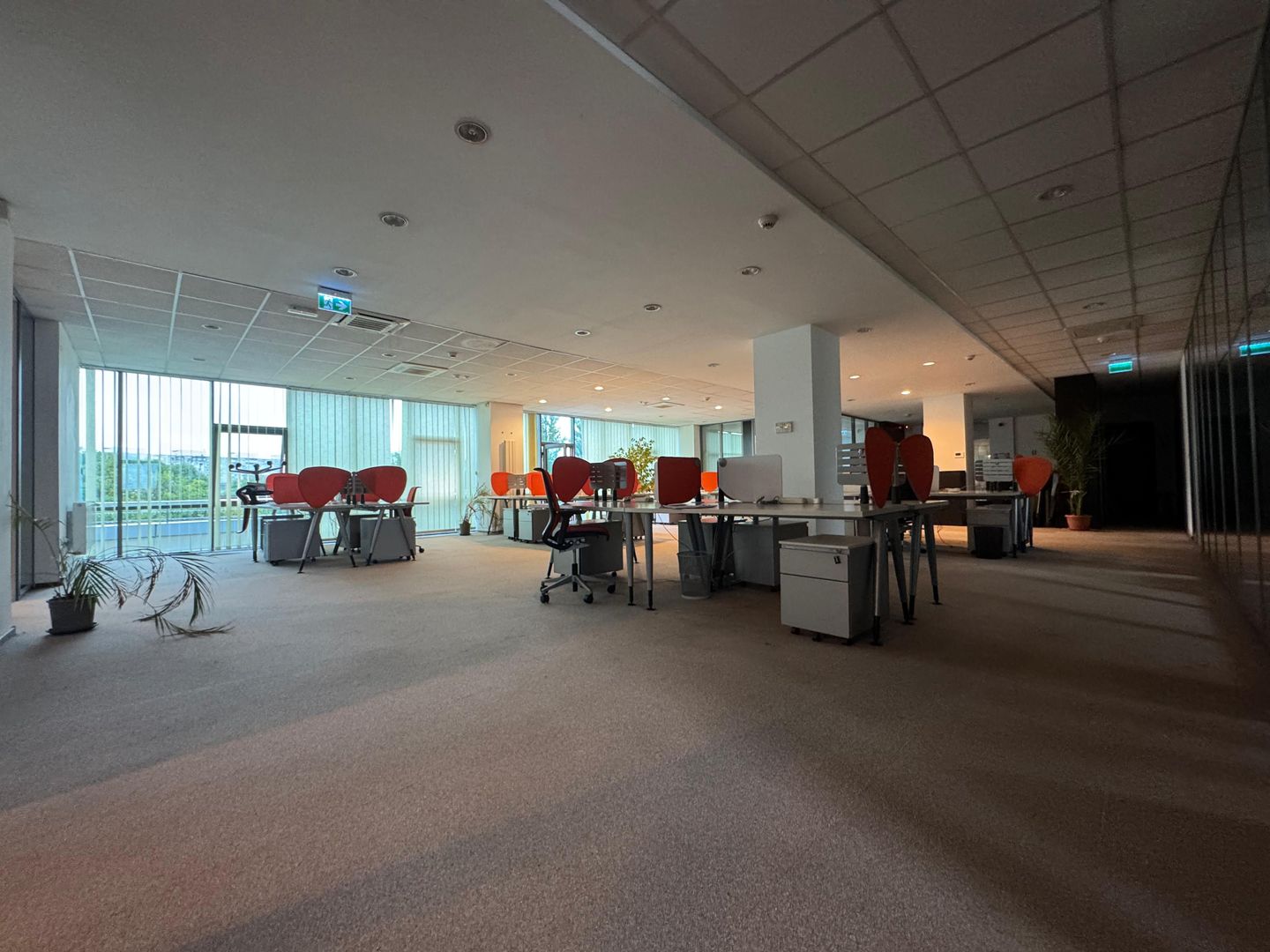 SPATIU DE BIROURI | SPLAIUL UNIRII | 7 locuri de parcare - Poză 4