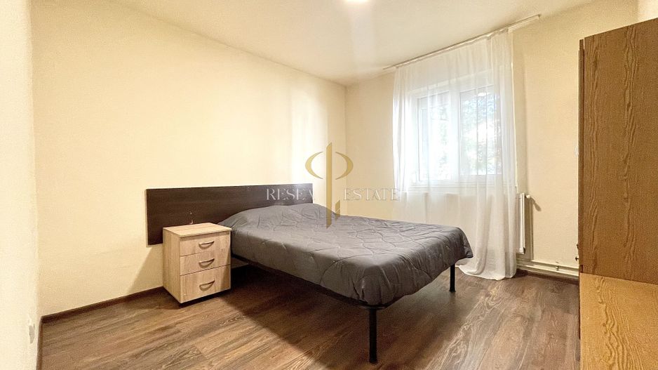 Apartament cu 3 camere| centrala proprie| Olimpia- Stadion - Poză 3