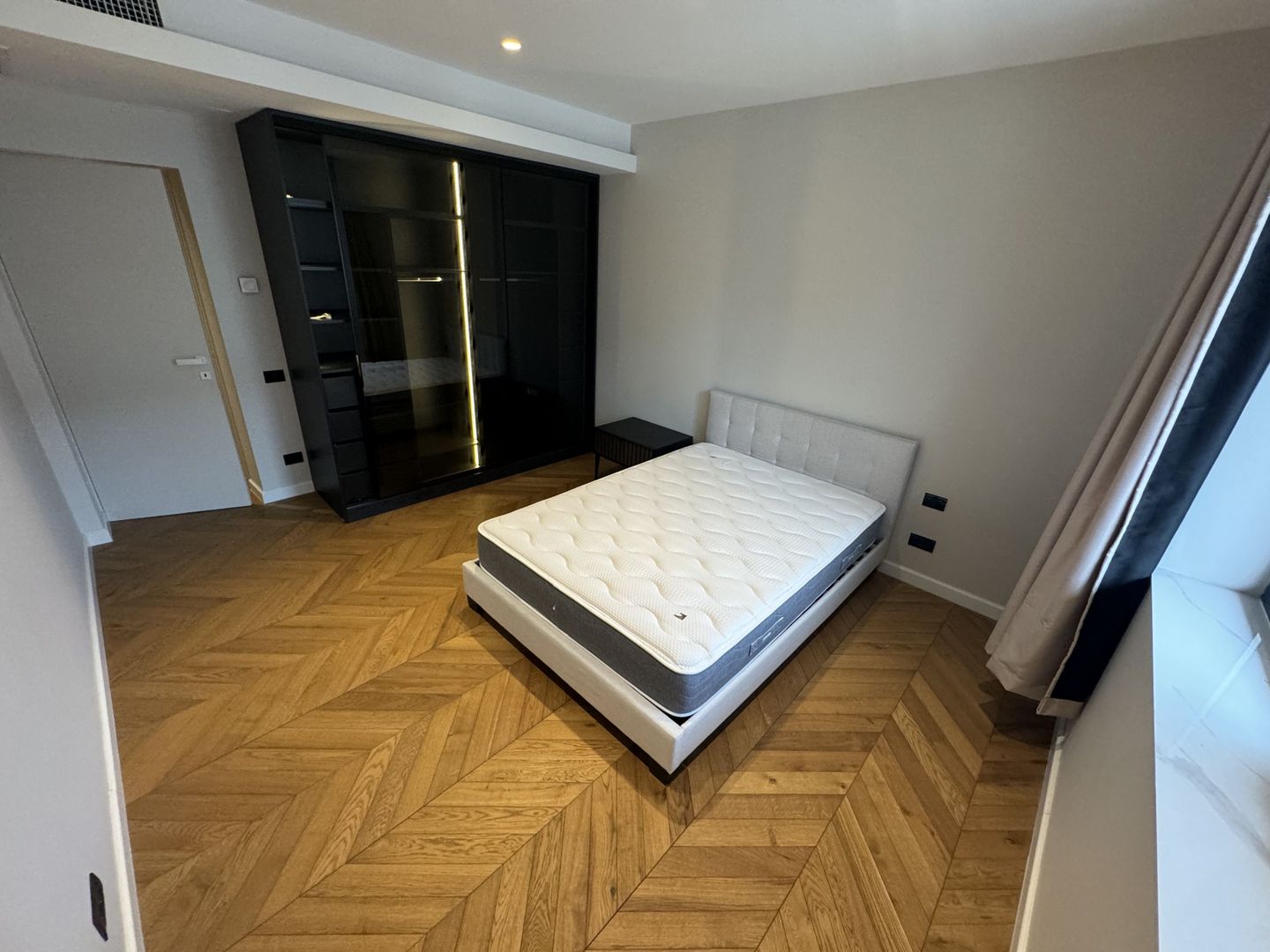 LUXURY PENTHOUSE HERASTRAU I 3ROOMS -2 PARKING SPOTSI BOUTIQUE - Poză 5