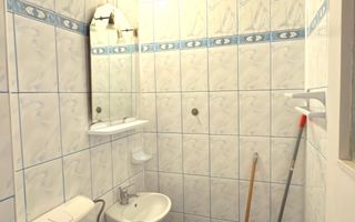 Apartament 3 Camere in Cartierul Intre Lacuri cu Vedere spre Lac - Poză 8