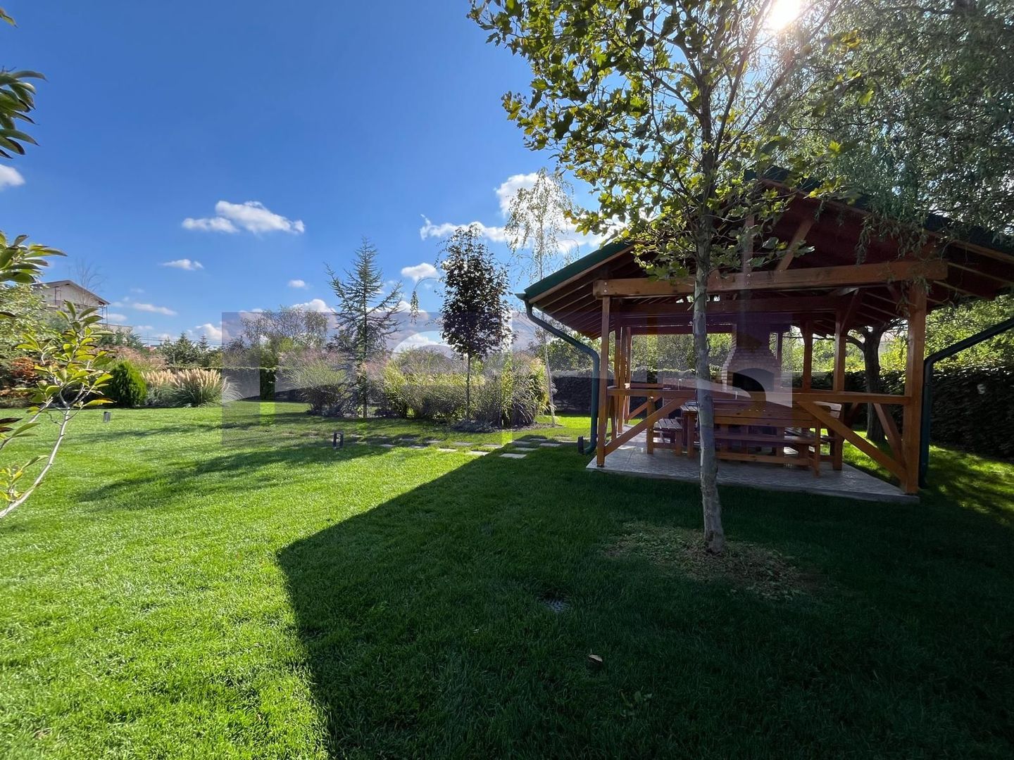 VANZARE 2 CAMERE | SISESTI | 81 MP - Poză 4