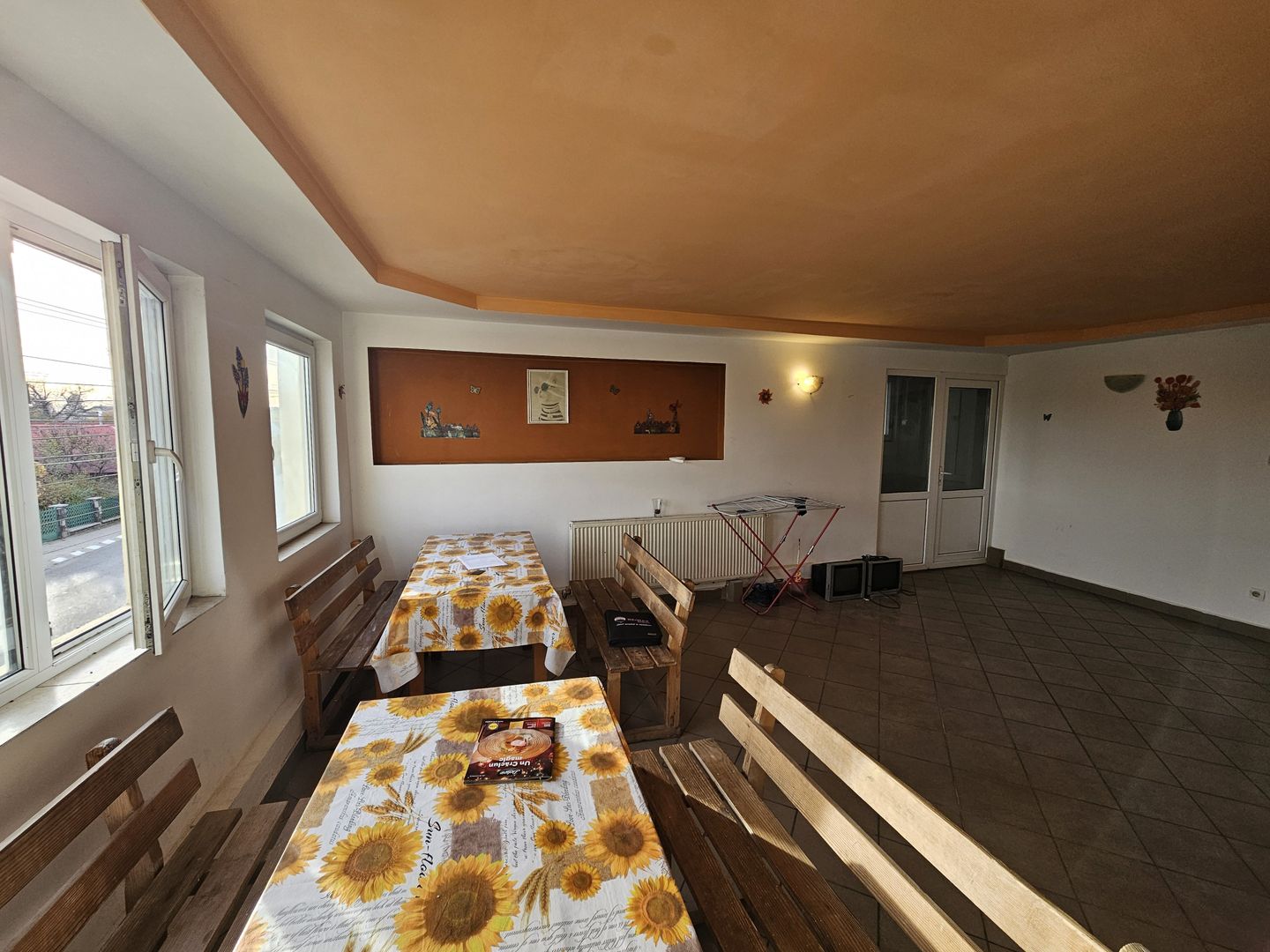 Spatiu comercial/camere cazare - 7 camere 135 mp Baicoi Prahova! - Poză 8