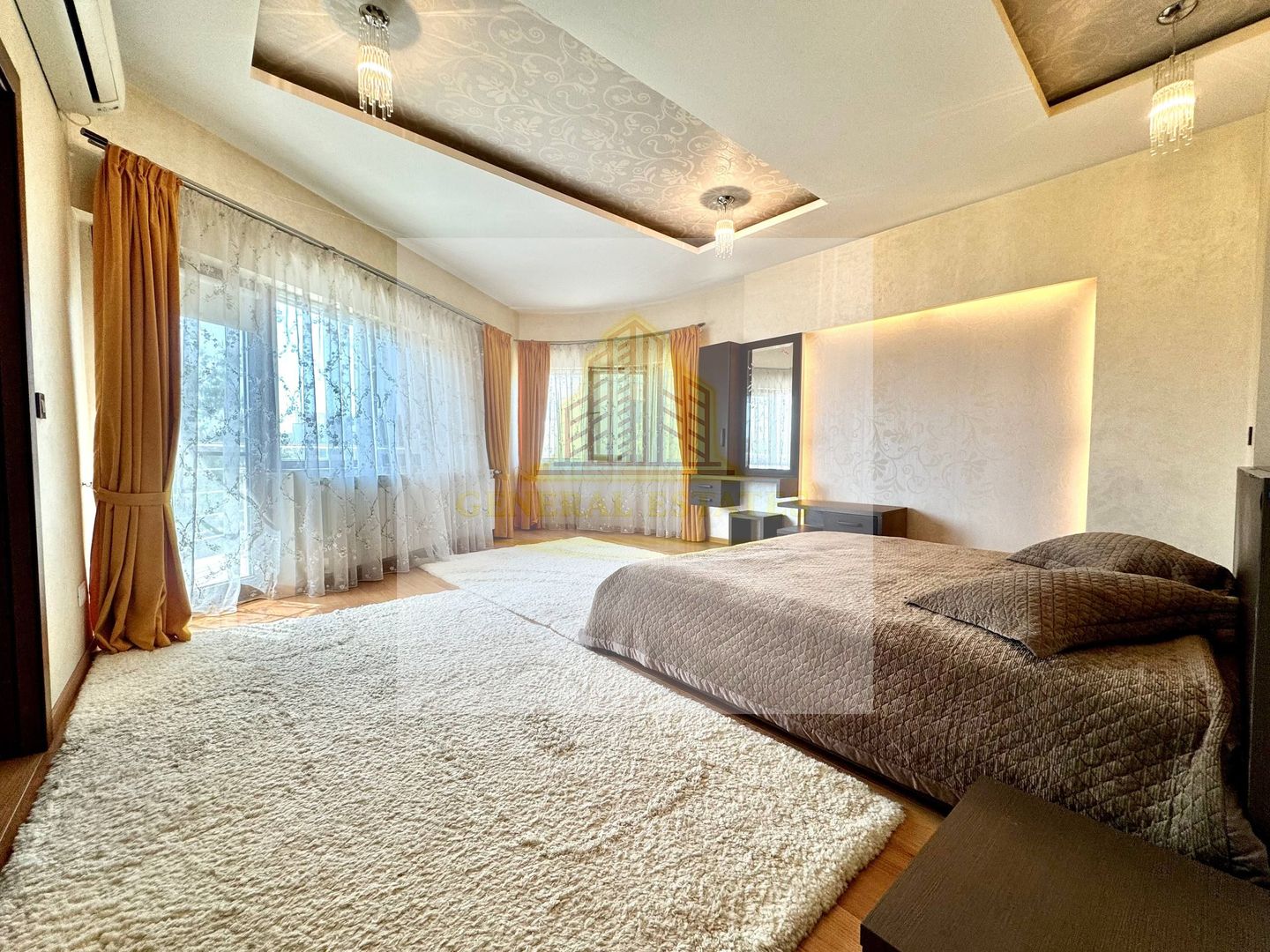 Vînzare Casă în 3 Nivele -Hlincea - 343 m.p. - Poză 15