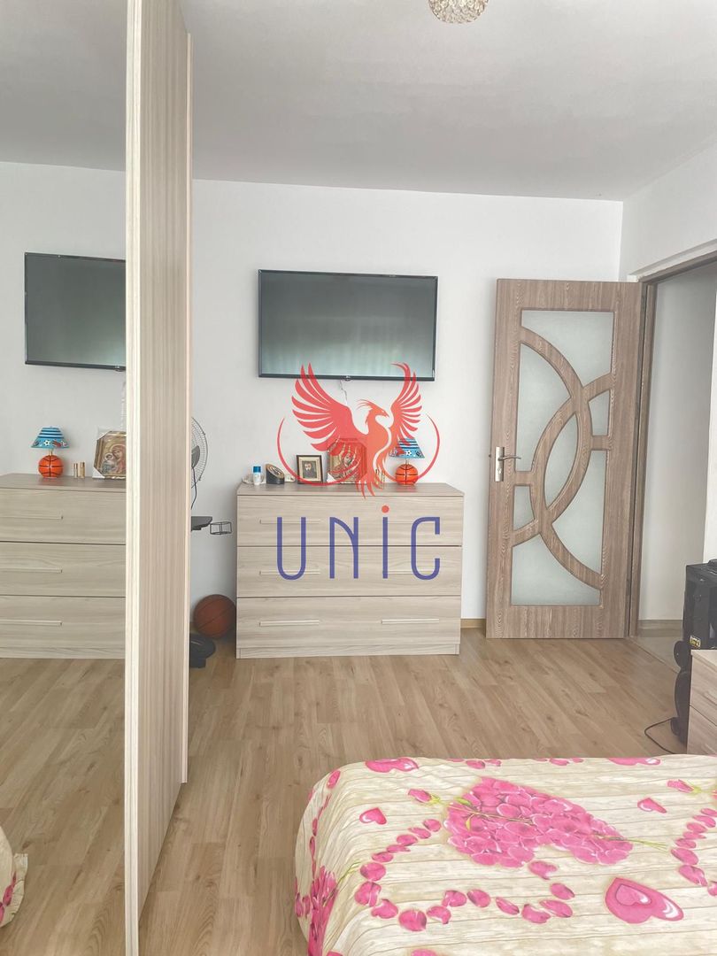 4 camere decomandate, etaj 2, centrala termica - Valea Rosie - Poză 20