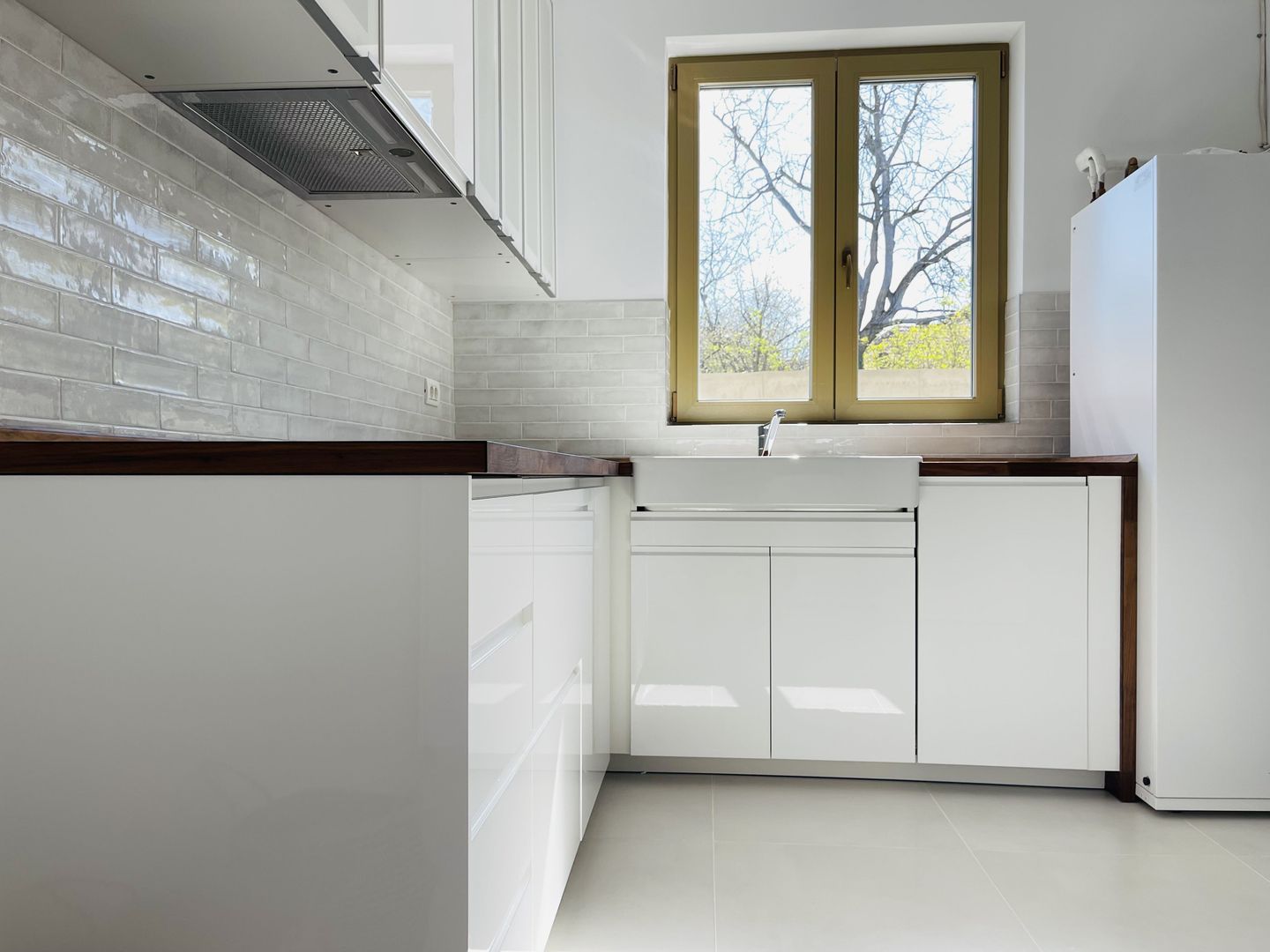 INCHIRIATA - Prima inchiriere, Segmentul Lux | Central | Panouri solare - Poză 4