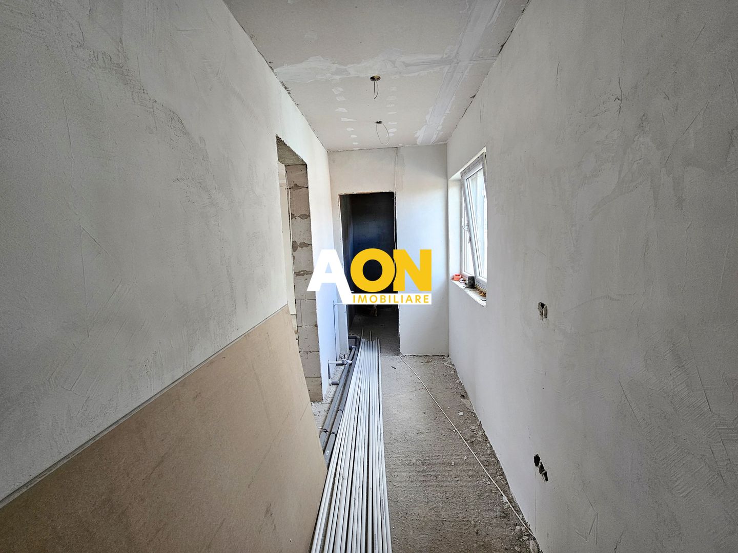 Casa 12 camere, pretabila ca pensiune sau pentru apartamentare - Poză 2