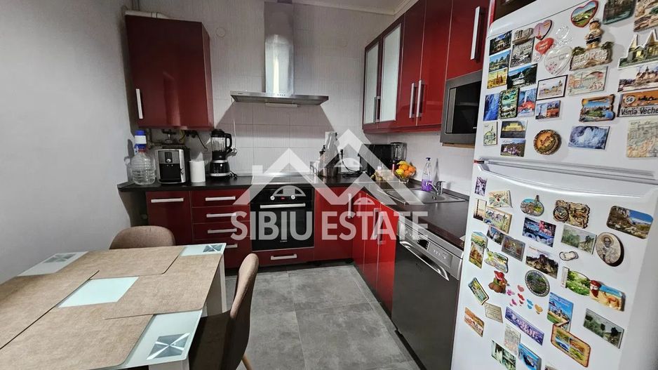 Apartament la Vila cu  3 camere cu grădină 147 mp. si 2 locuri parcare - Poză 13