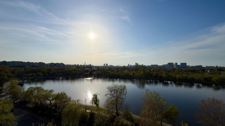 Apartament 2 camere cu vedere catre Lacul Plumbuita - Doamna Ghica - Poză 2