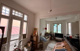 VANZARE VILA FORMATA DIN 3 APARTAMENTE | ZONA MALL VITA |