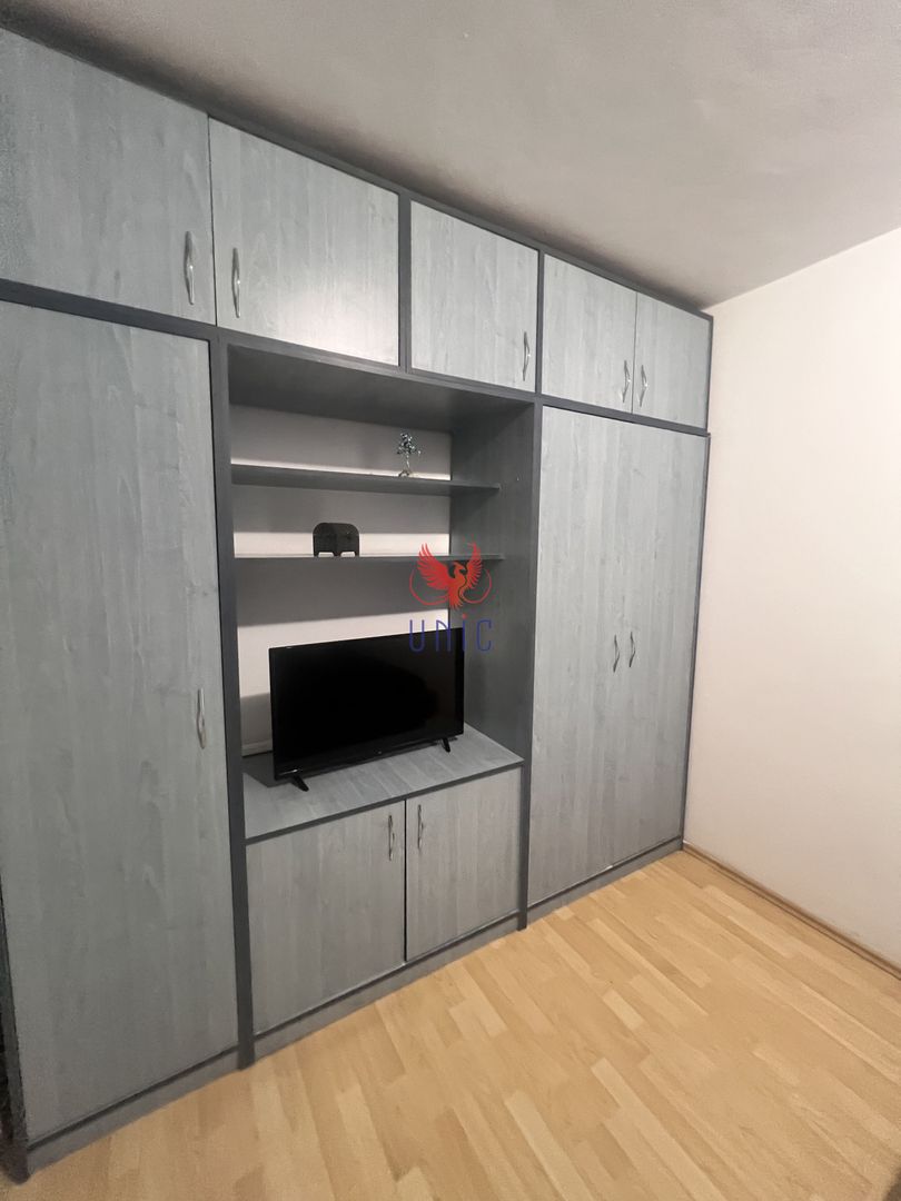 Decomandat, stradal, Calea Bucuresti etaj 1 - Poză 76