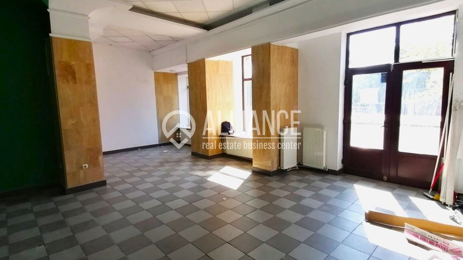 CENTRU (COD10) - Spatiu comercial de inchiriat - Poză 1