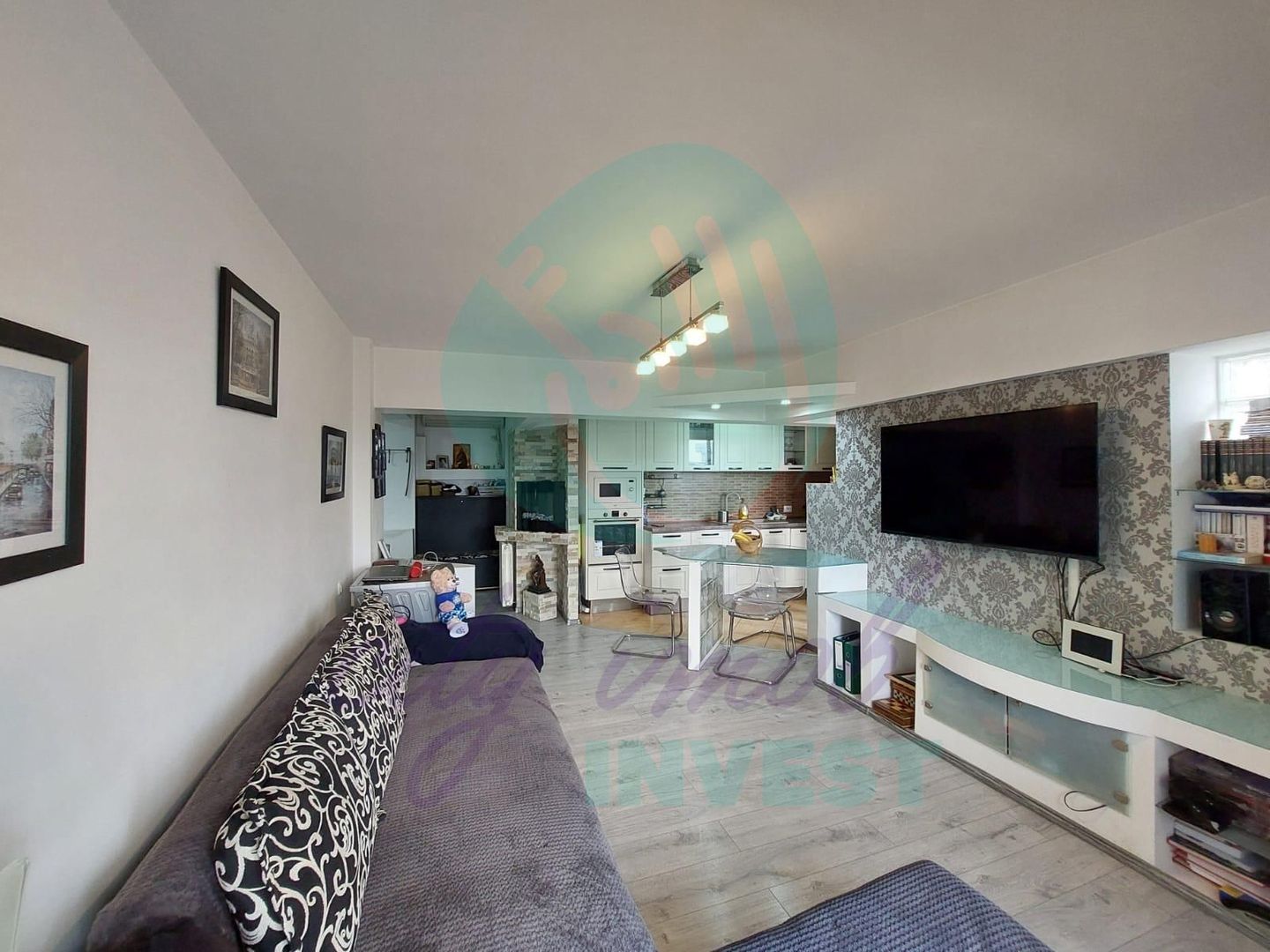 Apartament 2 camere, 67 mp, decomandat, versatil și luminos – Bulevardul Unirii - Poză 1