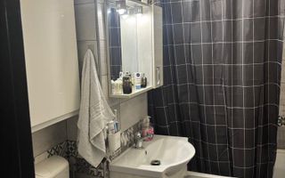 MAAC Imobiliare propune spre vânzare un apartament cu 2 camere, mobilat și utila - Poză 3