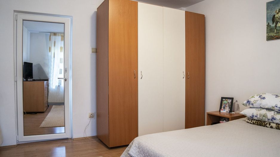 Brancoveanu, S+P+1Et+M(locuibila), 5 camere, garaj, statii metrou, stb - Poză 10