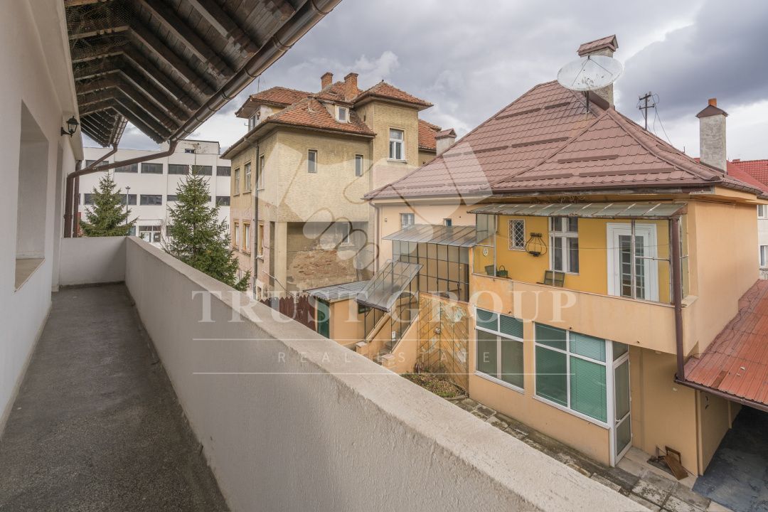 Casa individuala - Ultracentral | Dealul Cetatii | Renovata Integral - Poză 22