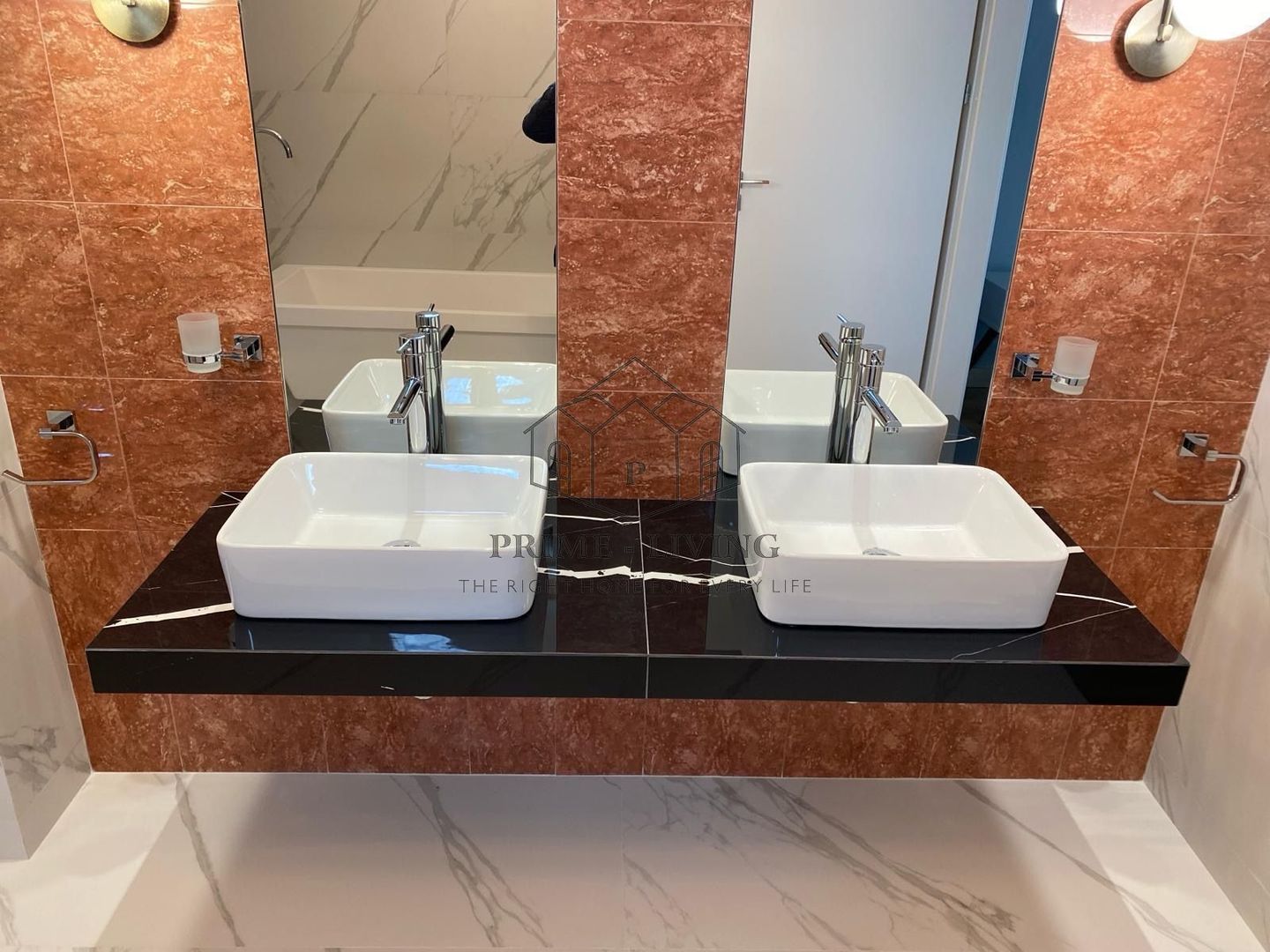 Vila de lux langa lacul Grivita in ansamblu exclusivist - Poză 12