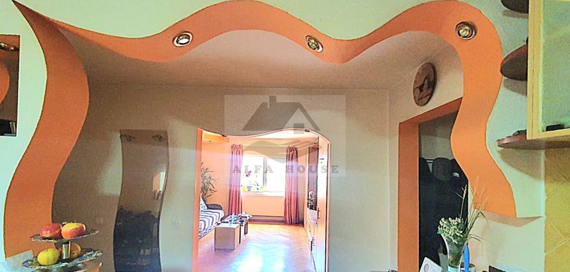 Apartament cu patru camere, zona Tractorul 90 mp - Poză 3