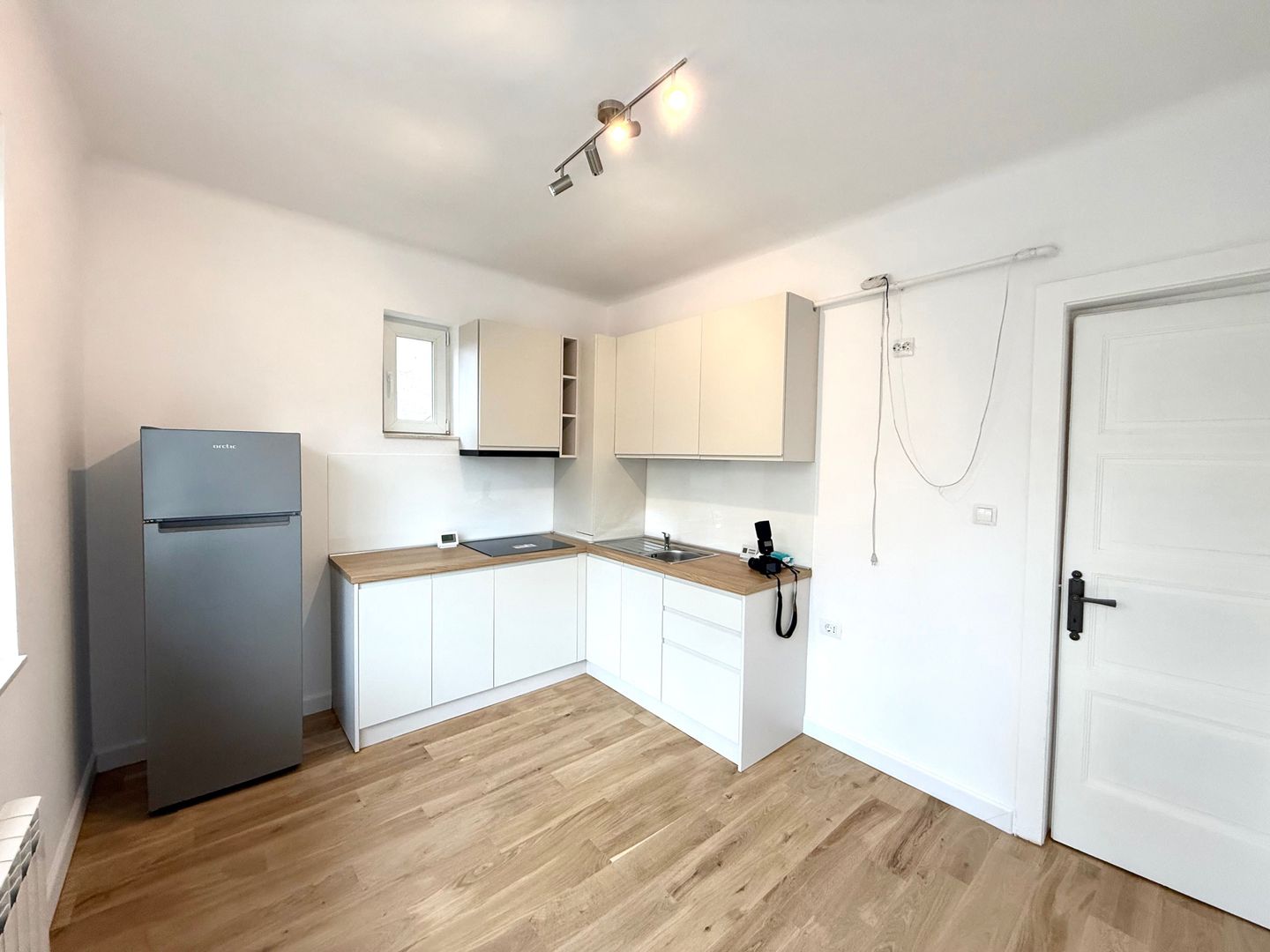 Apartament  - DOROBANTI CAPITALE-PARTER INALT Recent Renovat - Poză 8