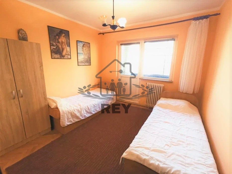 Apartament 4 camere, 2 balcoane, etaj 3, zona Rahovei - Poză 1