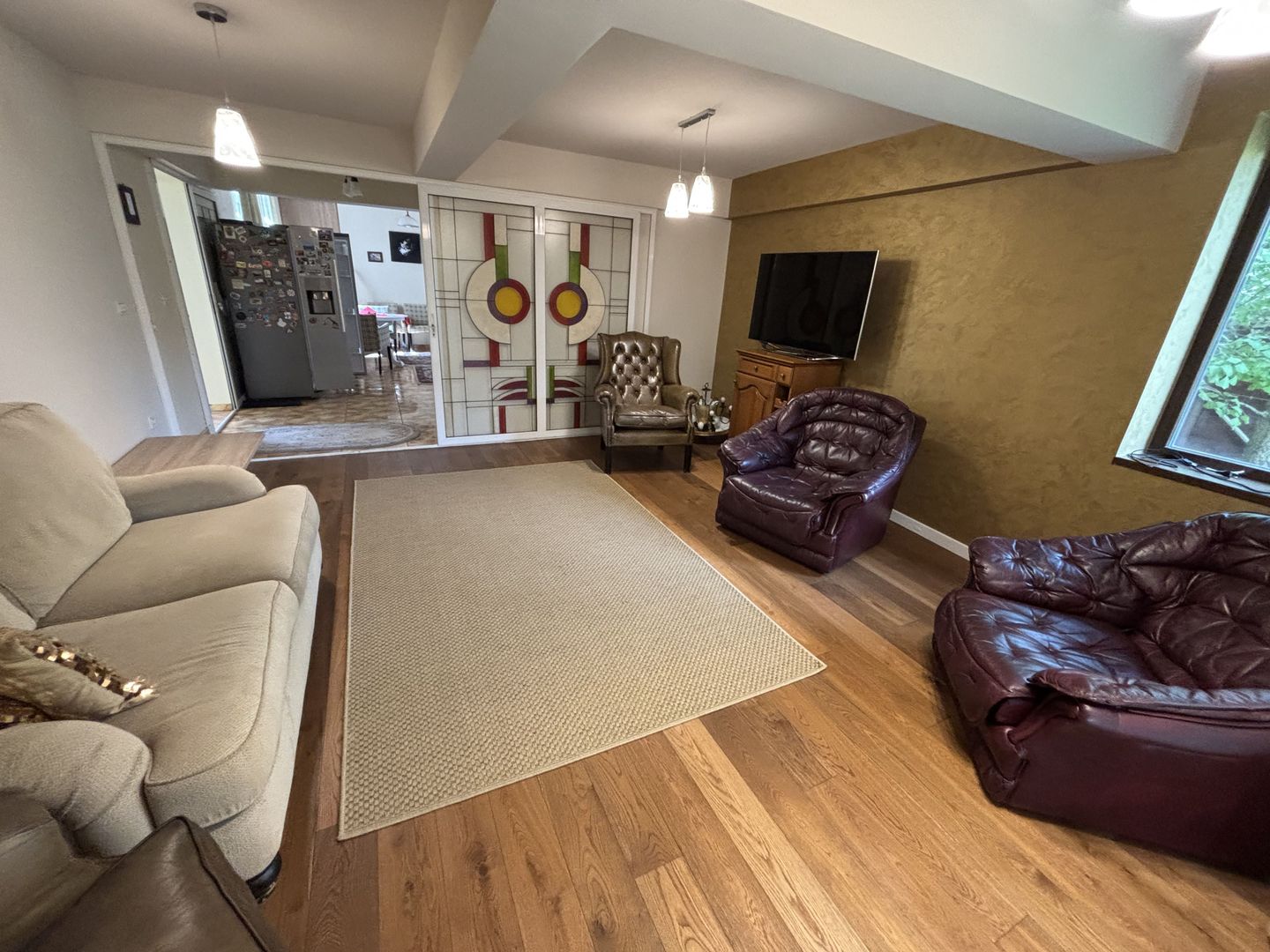 Apartament privat la casa la 5 minute de Piața Victoriei - Poză 1