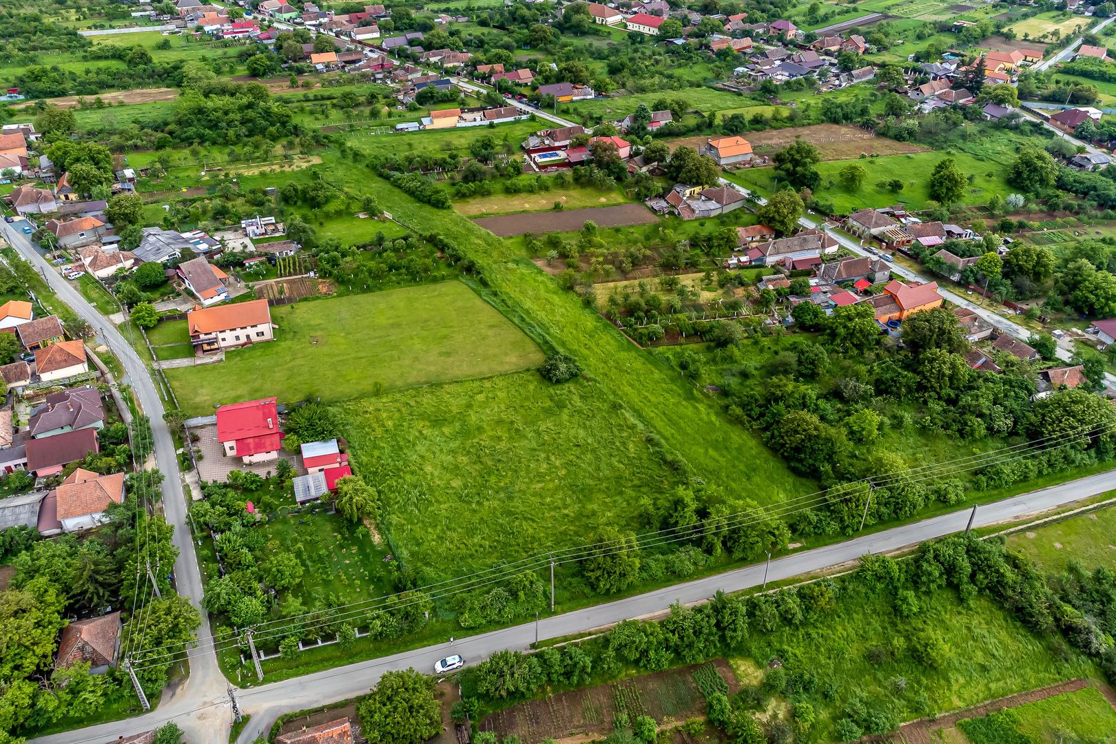 Teren intravilan de vânzare 1921 mp în Ghioroc - Poză 9