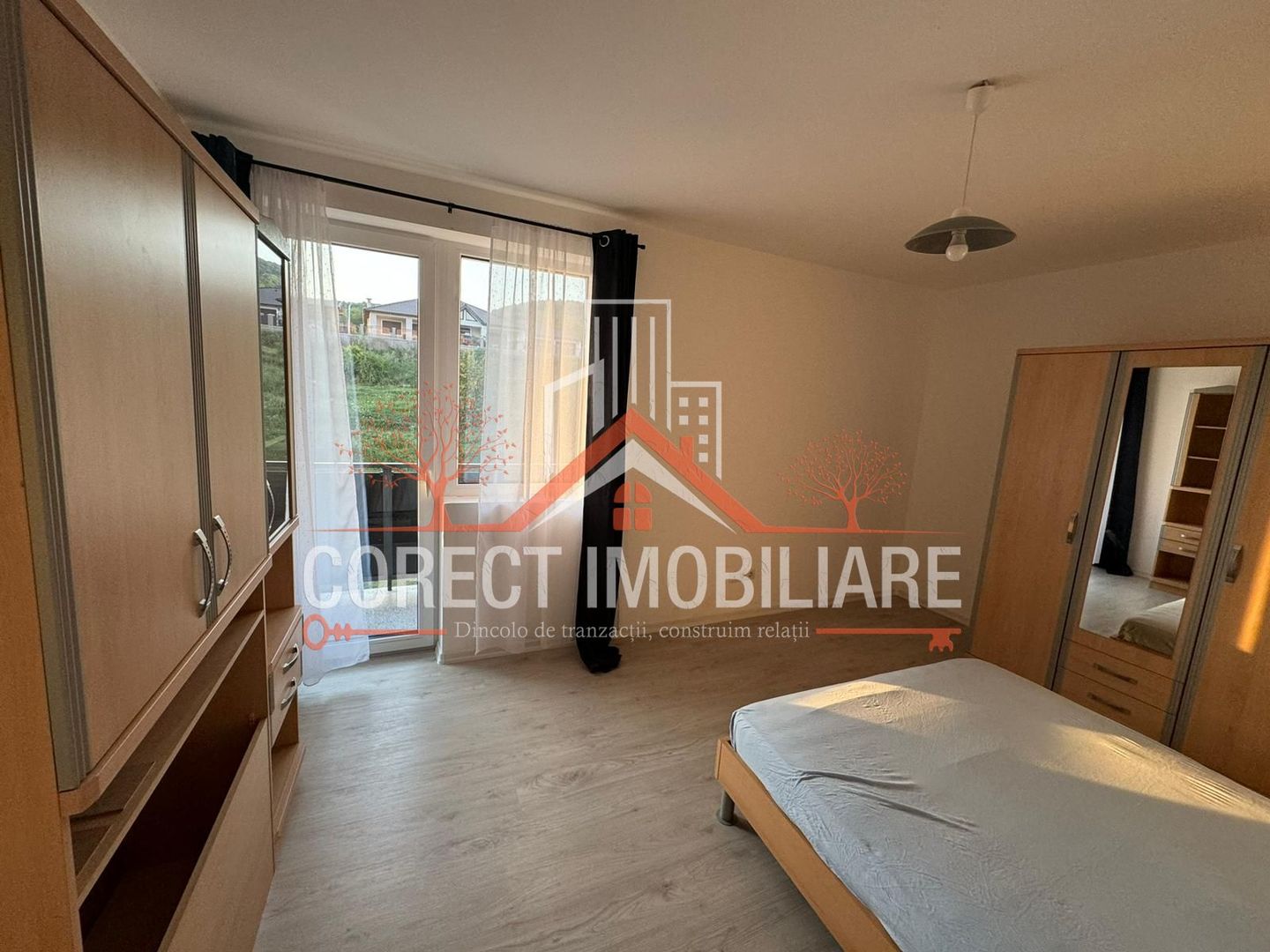 Apartament de vanzare in bloc nou - curte privata si panorama verde - Poză 2