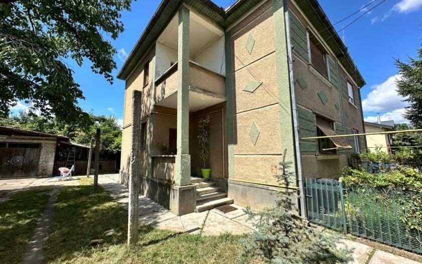 Casa de vanzare zona 14 mai - Poză 1