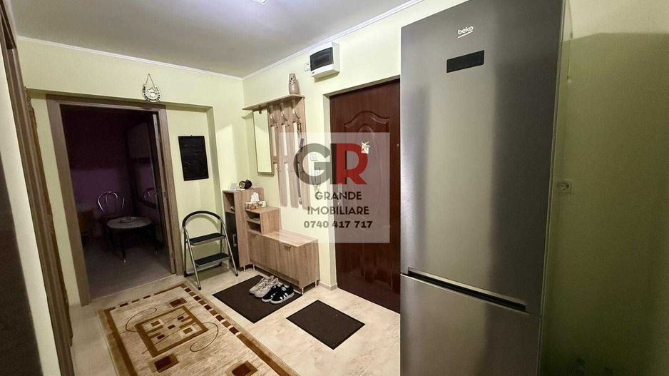 Str Babadag apartament 2 camere renovat, centrala gaz - Poză 1