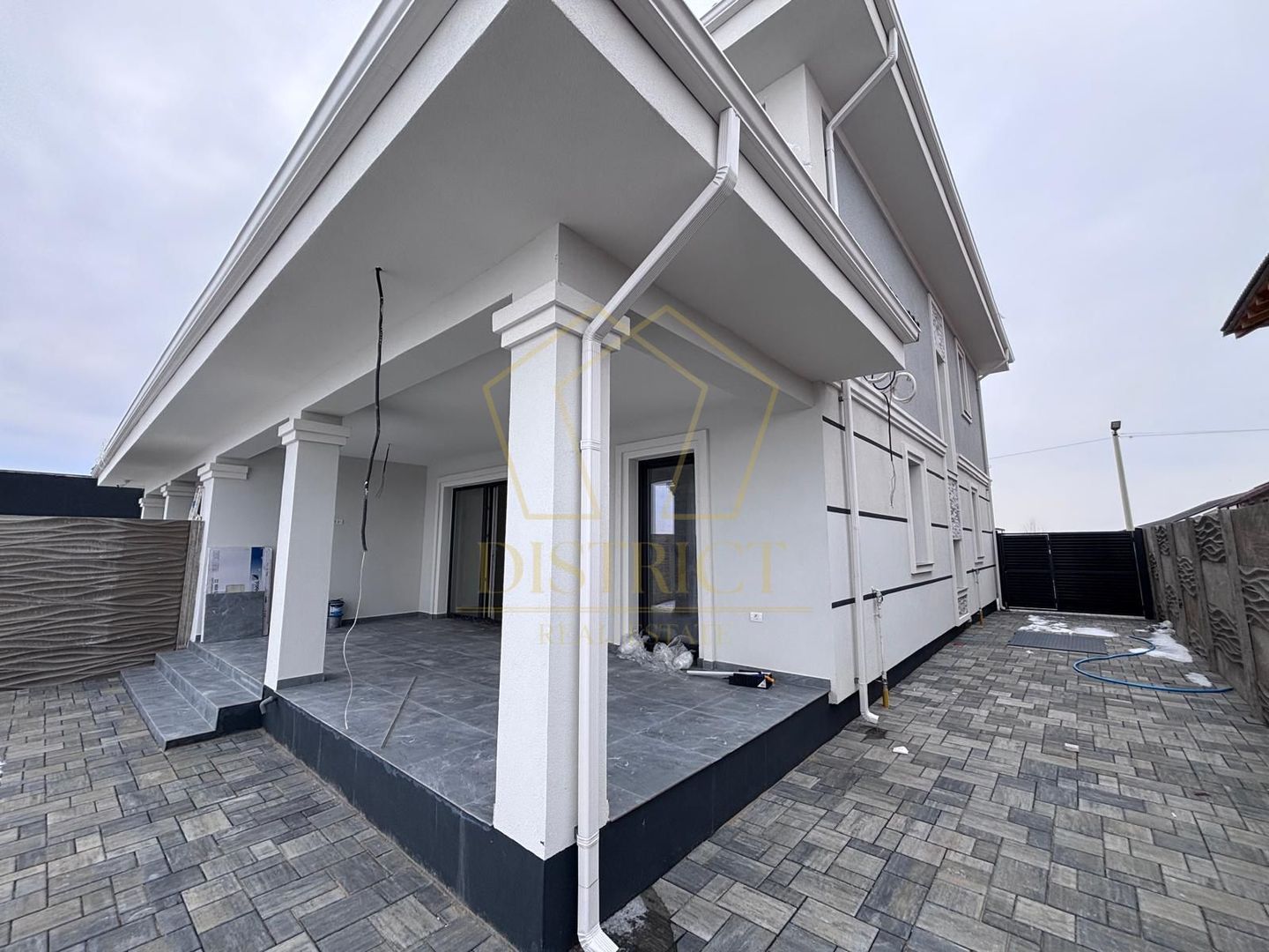 Duplex spatios cu 5 camere | Sacalaz - Poză 9